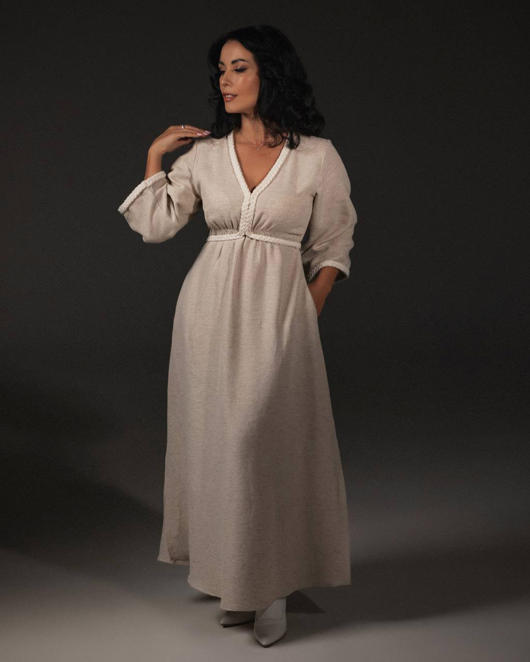 Mata boho dress made from hemp and cotton, featuring macramé weaving, handcrafted by OYI-BOHO for timeless elegance.